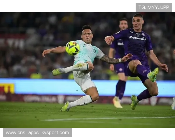 弗拉特西反越位成功接应单刀，冷静推射球门左下角得手